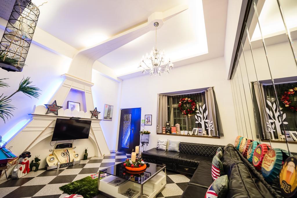 巴黎villa 主題派對k歌 Bbq 麻將包棟 Luodong Habitación foto